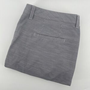 Travis Mathew Mens‎ Shorts Size 38 Striped Gray Golf Casual Flat Front